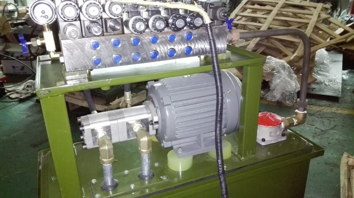 工业液压系统（液压站） (1).jpg